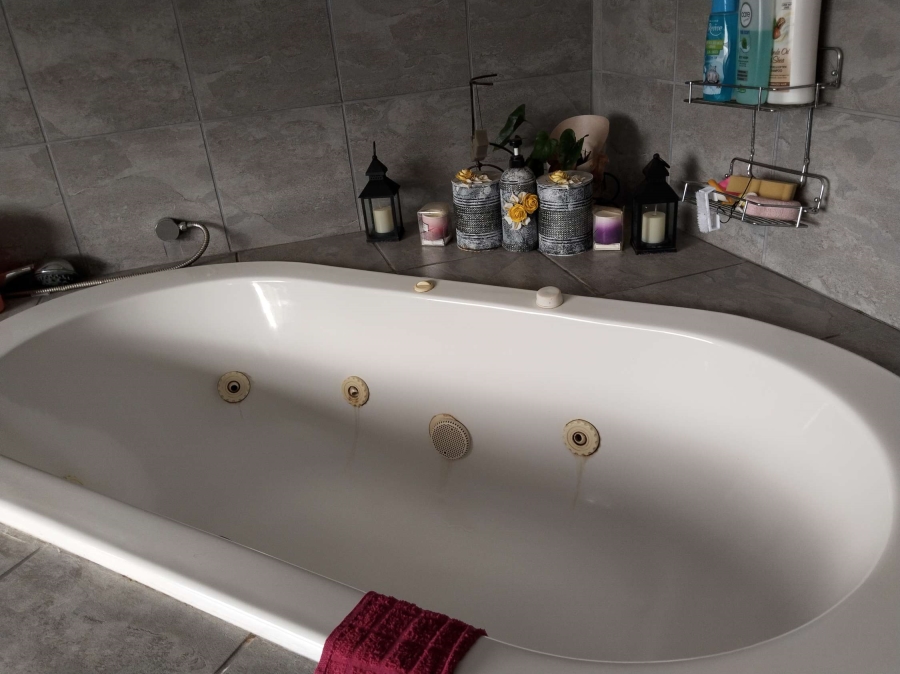 4 Bedroom Property for Sale in Swacina Park A H Gauteng