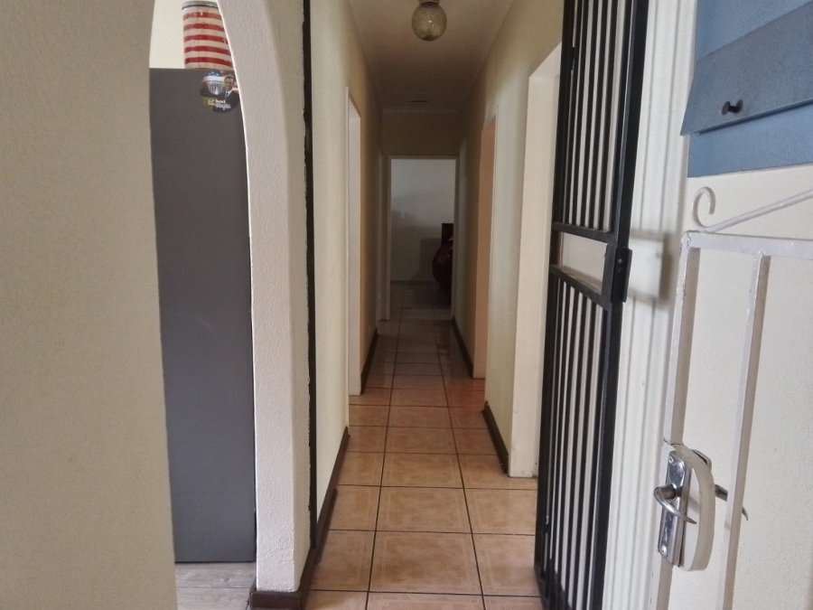 3 Bedroom Property for Sale in Pretoria Gardens Gauteng