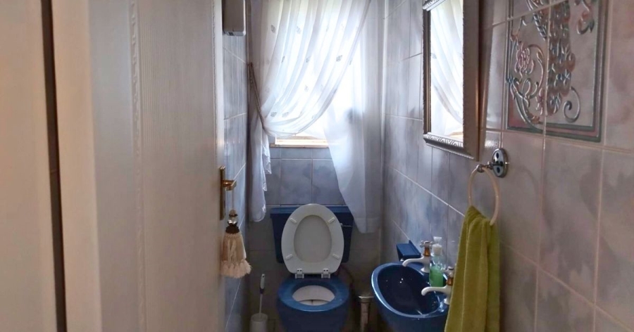 10 Bedroom Property for Sale in Montana Park Gauteng