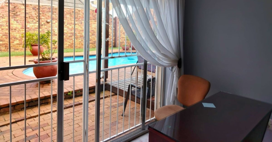 10 Bedroom Property for Sale in Montana Park Gauteng