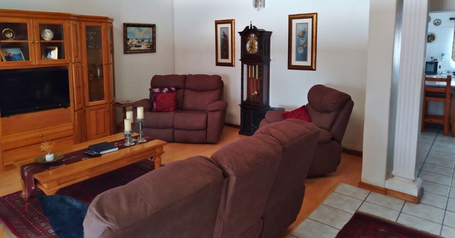 10 Bedroom Property for Sale in Montana Park Gauteng