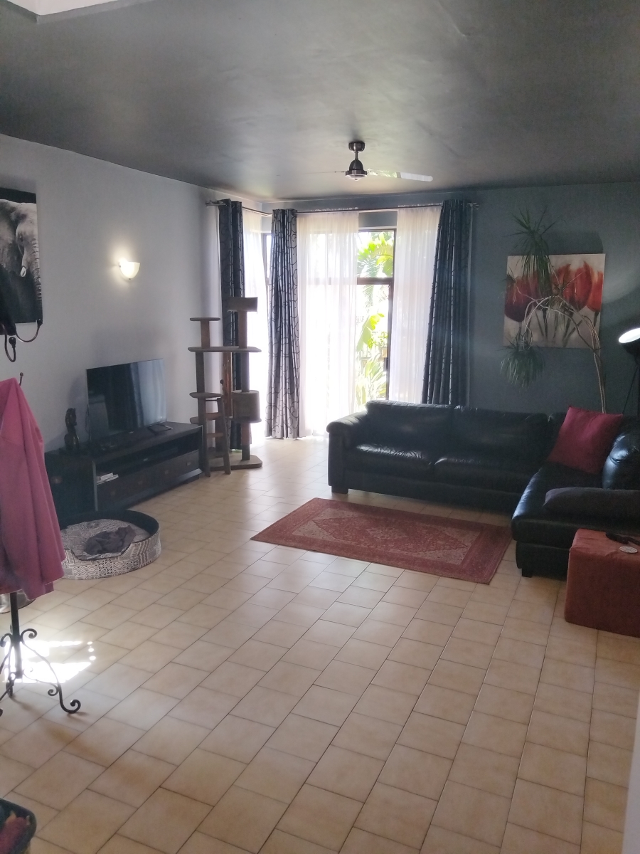 To Let 3 Bedroom Property for Rent in Magalieskruin Gauteng