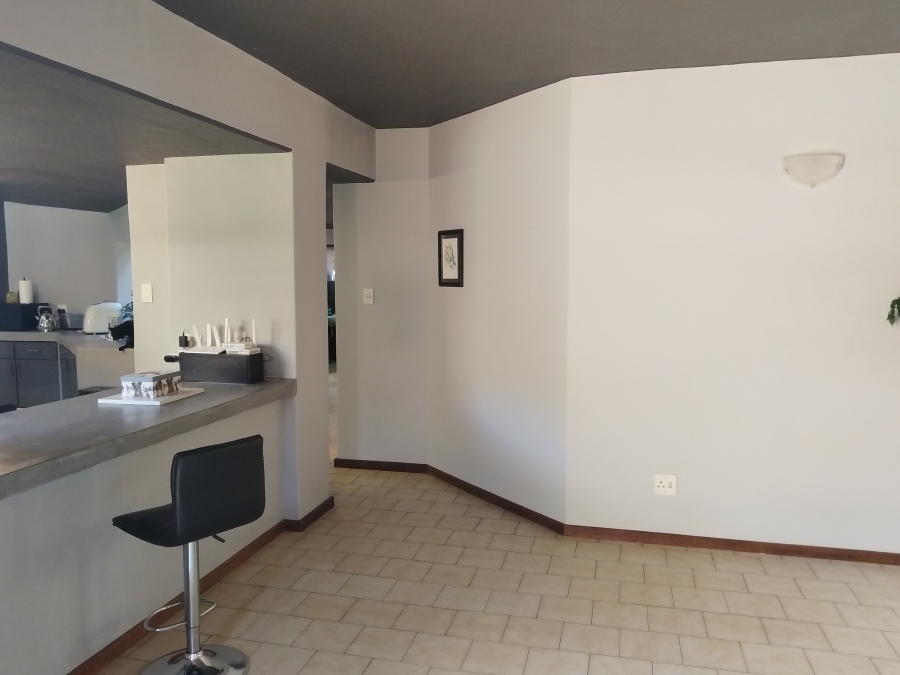 To Let 3 Bedroom Property for Rent in Magalieskruin Gauteng