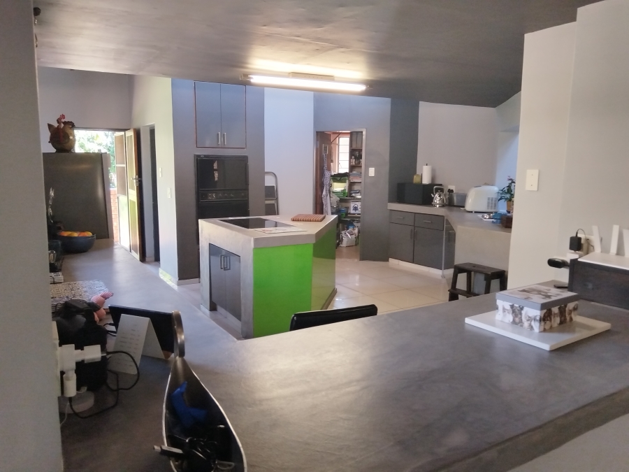 To Let 3 Bedroom Property for Rent in Magalieskruin Gauteng