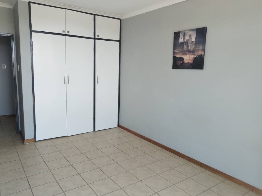 To Let 3 Bedroom Property for Rent in Magalieskruin Gauteng