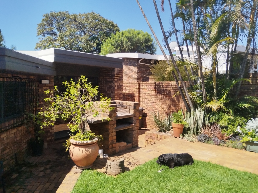 To Let 3 Bedroom Property for Rent in Magalieskruin Gauteng