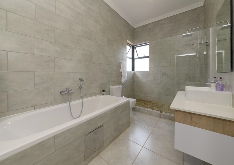 3 Bedroom Property for Sale in Olympus AH Gauteng