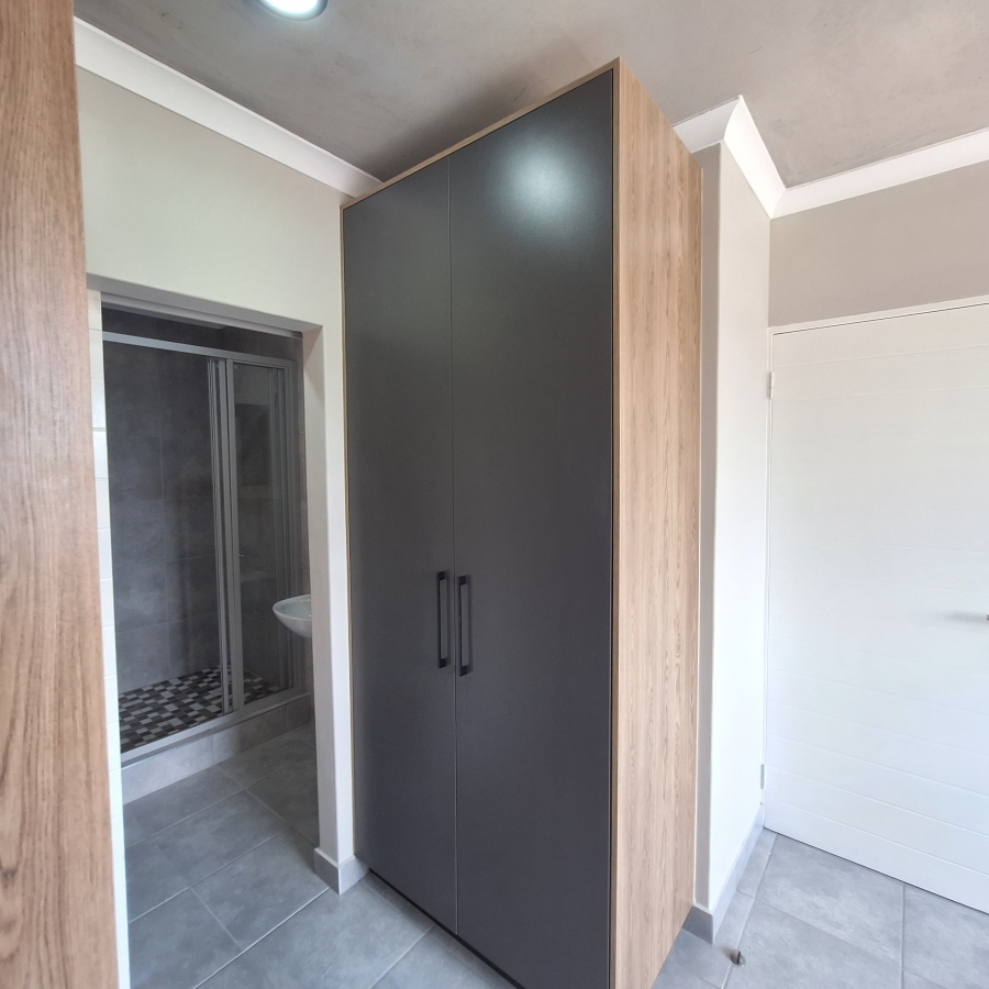 To Let 2 Bedroom Property for Rent in Sinoville Gauteng