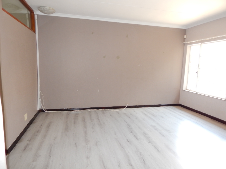 3 Bedroom Property for Sale in Rietvalleirand Gauteng