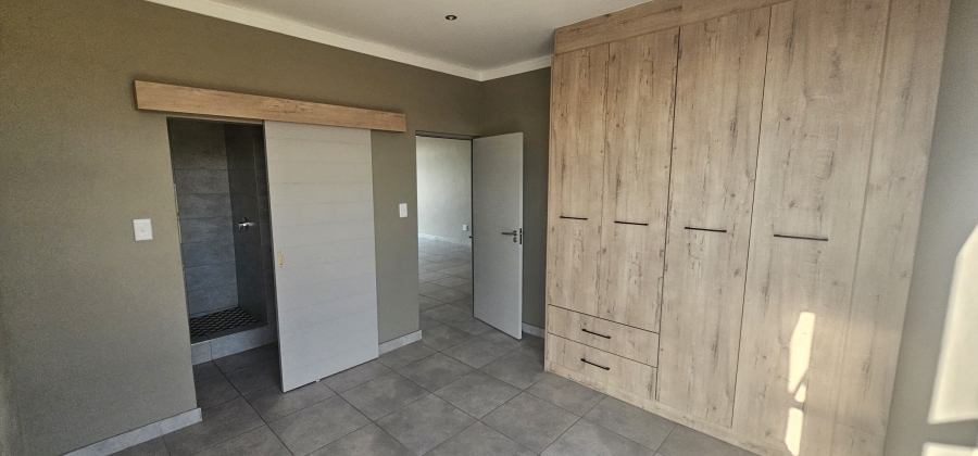 2 Bedroom Property for Sale in Six Fountains Estate Gauteng