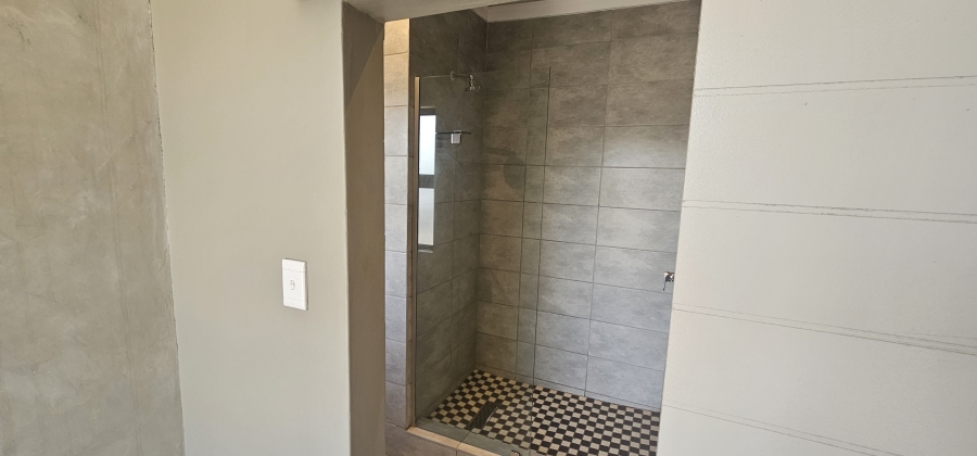 2 Bedroom Property for Sale in Six Fountains Estate Gauteng