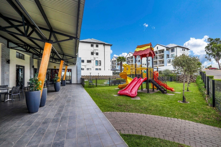 To Let 1 Bedroom Property for Rent in Bryanston Gauteng
