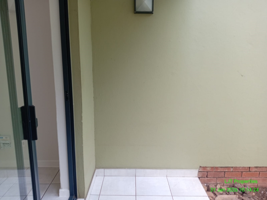 To Let 1 Bedroom Property for Rent in Witfield Gauteng