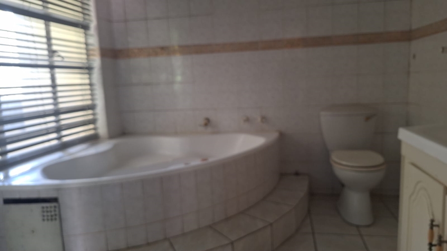 To Let 3 Bedroom Property for Rent in Edendale Gauteng
