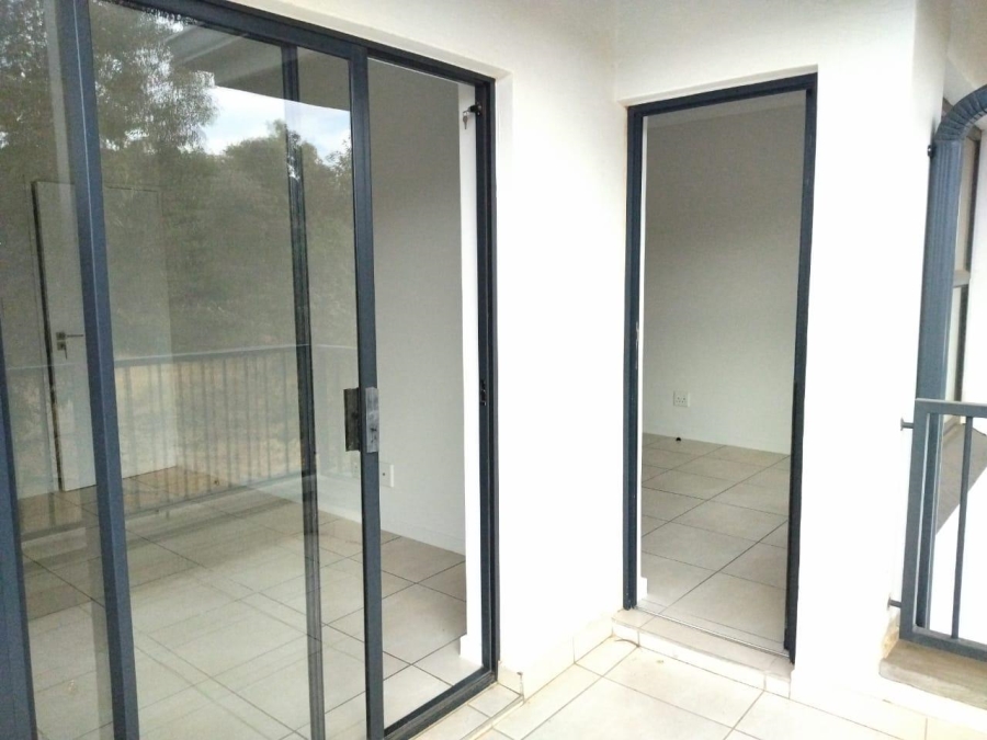 To Let 1 Bedroom Property for Rent in Olivedale Gauteng