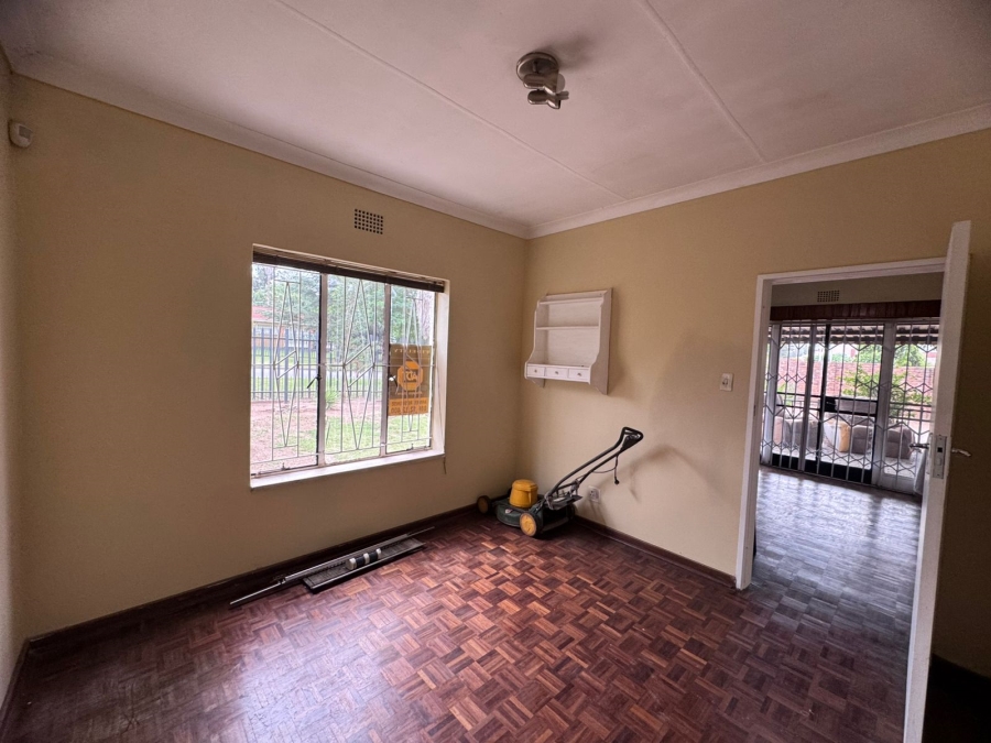 3 Bedroom Property for Sale in Selcourt Gauteng