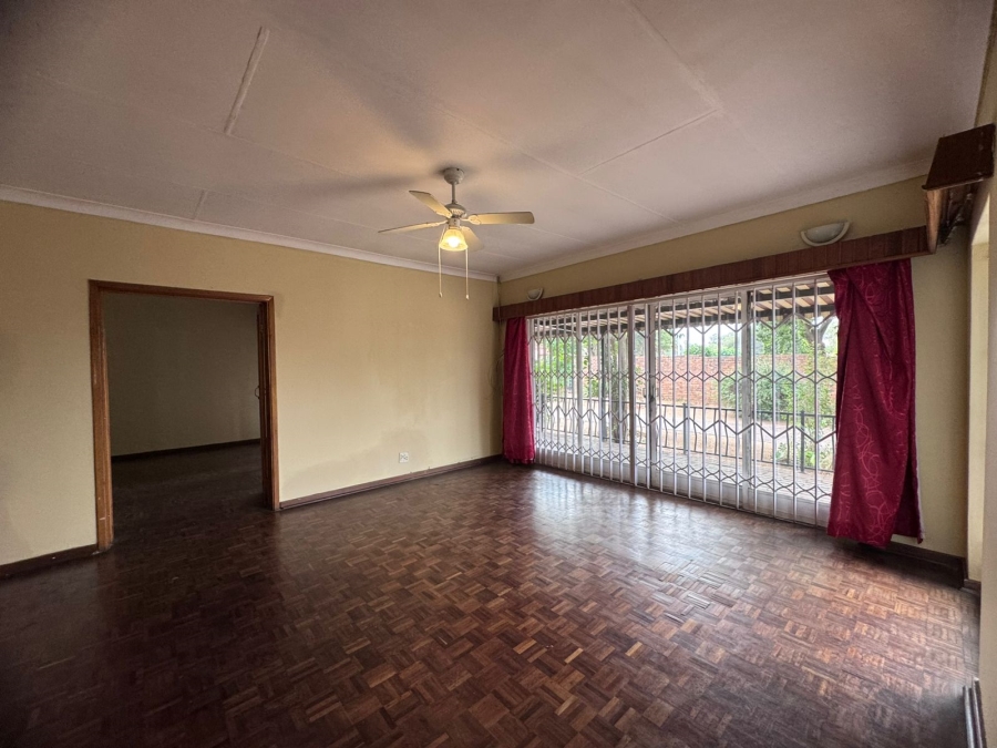 3 Bedroom Property for Sale in Selcourt Gauteng