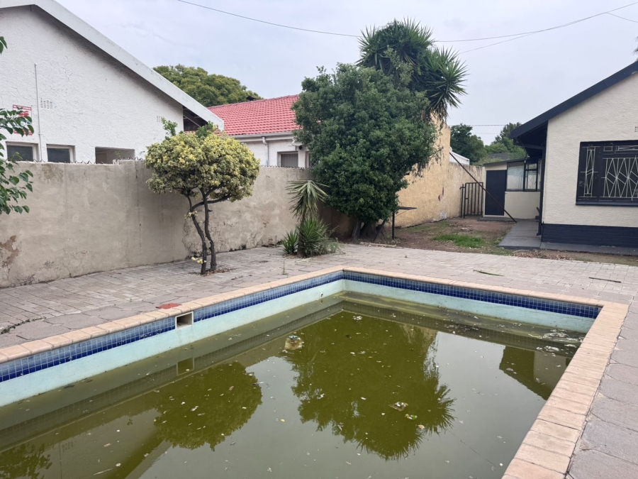 3 Bedroom Property for Sale in Selcourt Gauteng