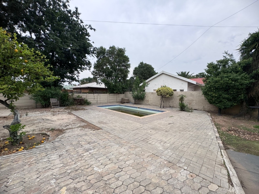 3 Bedroom Property for Sale in Selcourt Gauteng