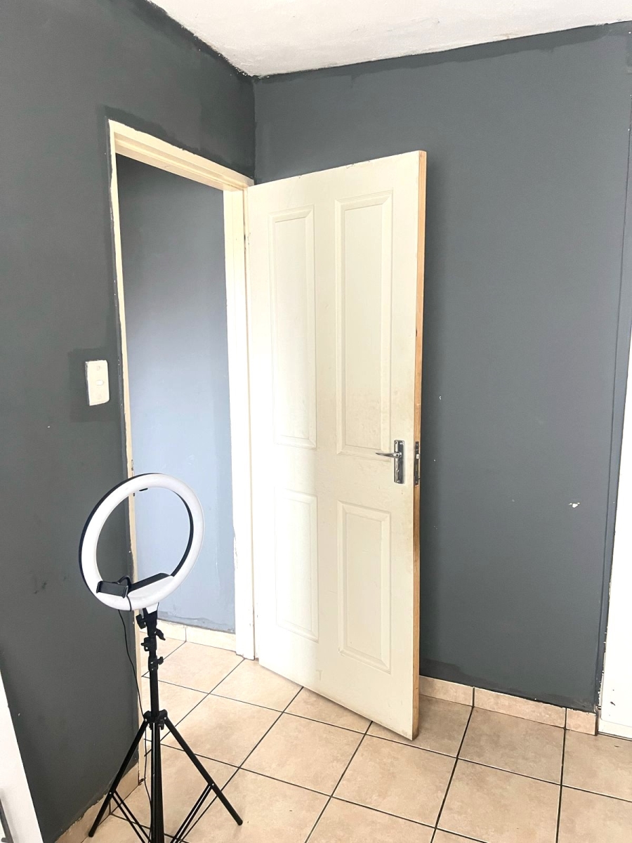 2 Bedroom Property for Sale in Kempton Park Central Gauteng