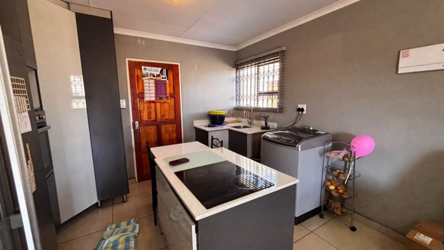 3 Bedroom Property for Sale in Vosloorus Gauteng