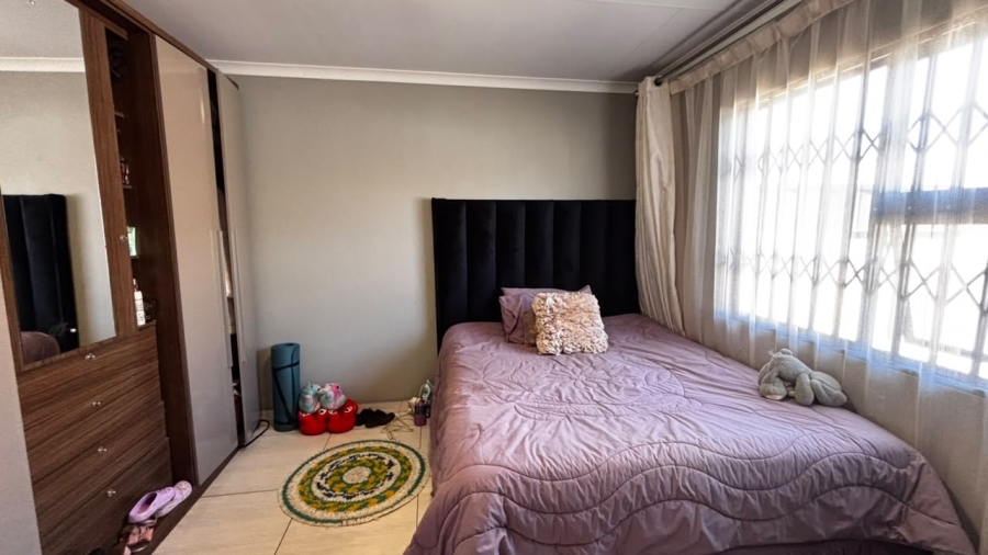 3 Bedroom Property for Sale in Vosloorus Gauteng