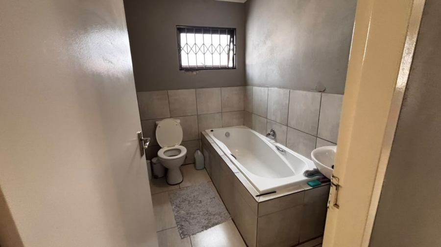 3 Bedroom Property for Sale in Vosloorus Gauteng