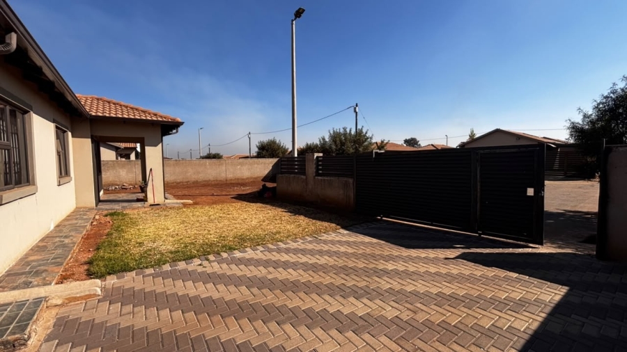 3 Bedroom Property for Sale in Vosloorus Gauteng