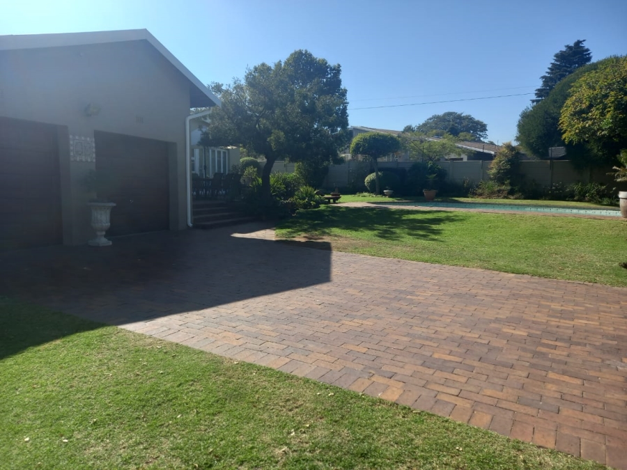 To Let 3 Bedroom Property for Rent in Horison Gauteng