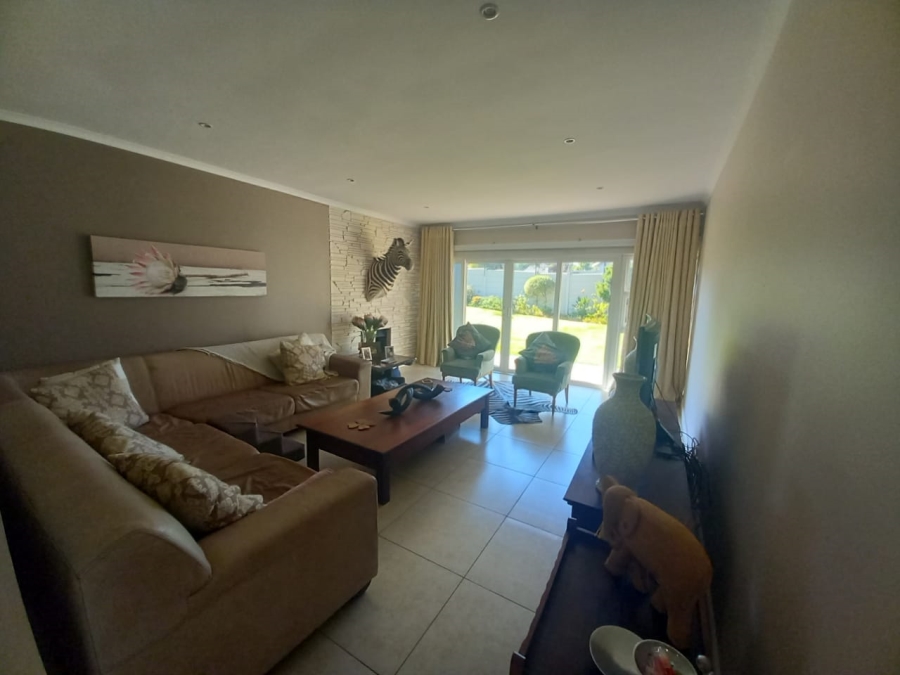 To Let 3 Bedroom Property for Rent in Horison Gauteng