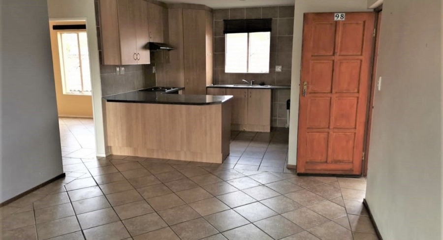 2 Bedroom Property for Sale in Florida Glen Gauteng