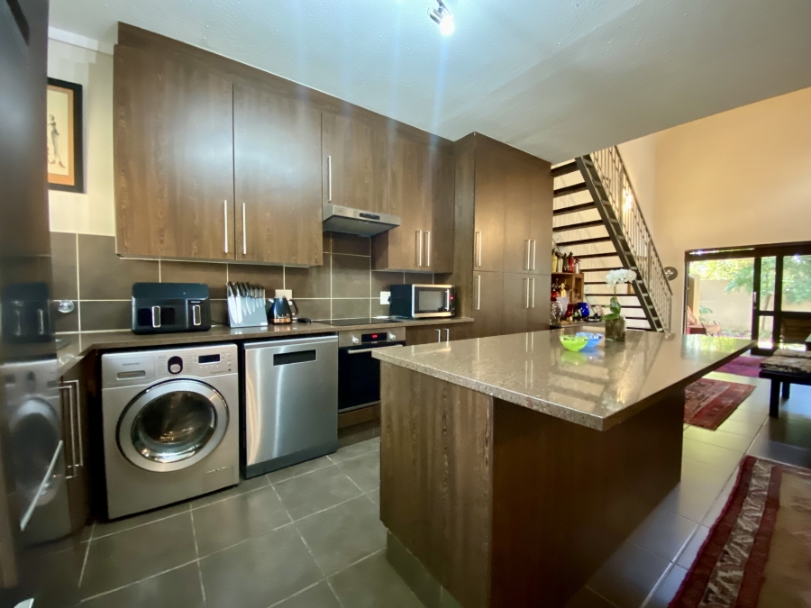 2 Bedroom Property for Sale in Fourways Gauteng