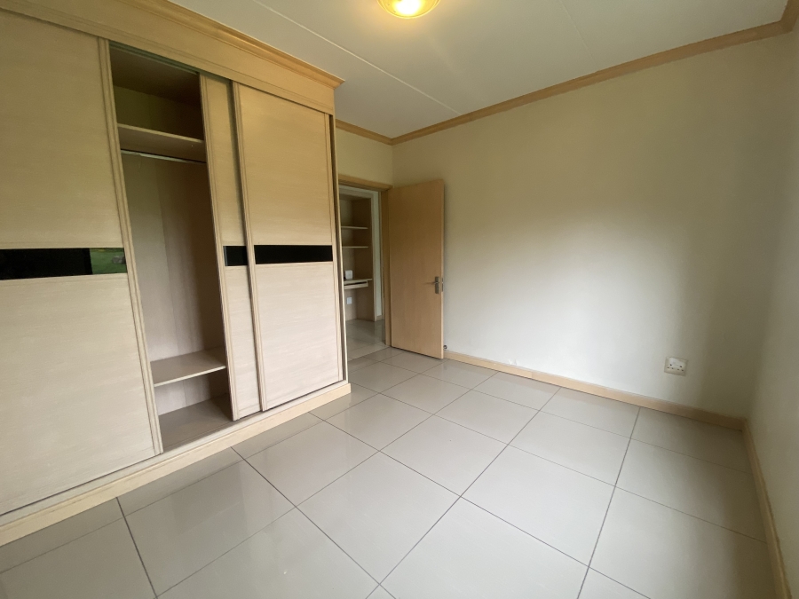 To Let 2 Bedroom Property for Rent in Fourways Gauteng