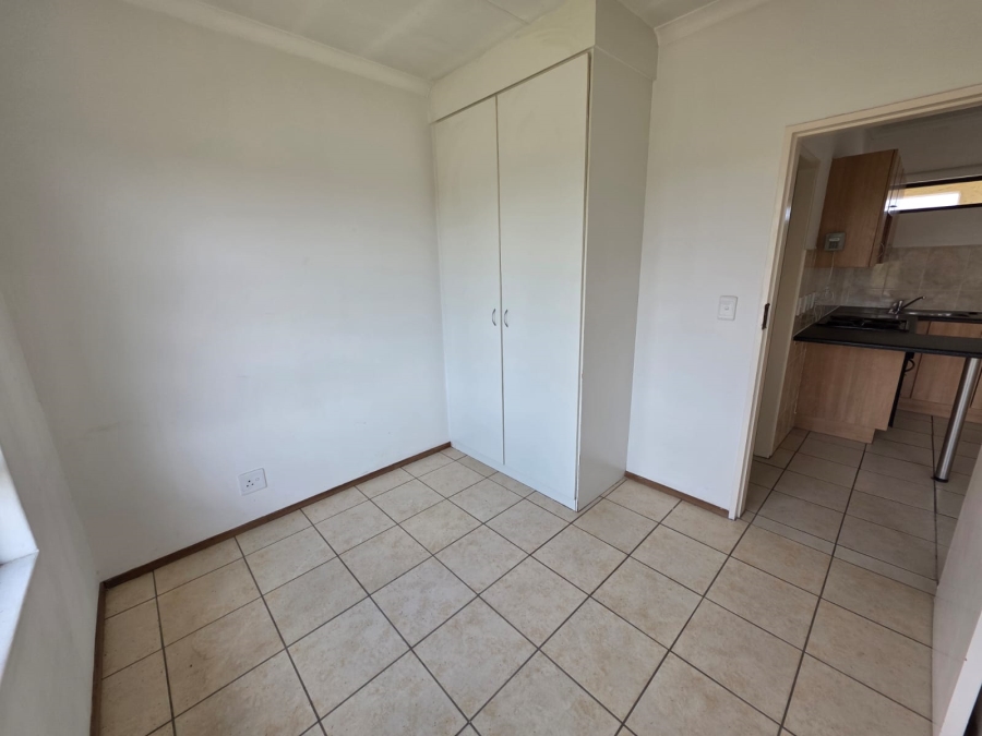 1 Bedroom Property for Sale in Parkrand Gauteng