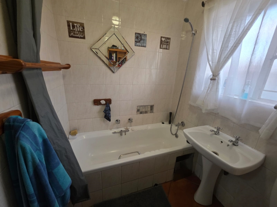 2 Bedroom Property for Sale in Beyers Park Gauteng