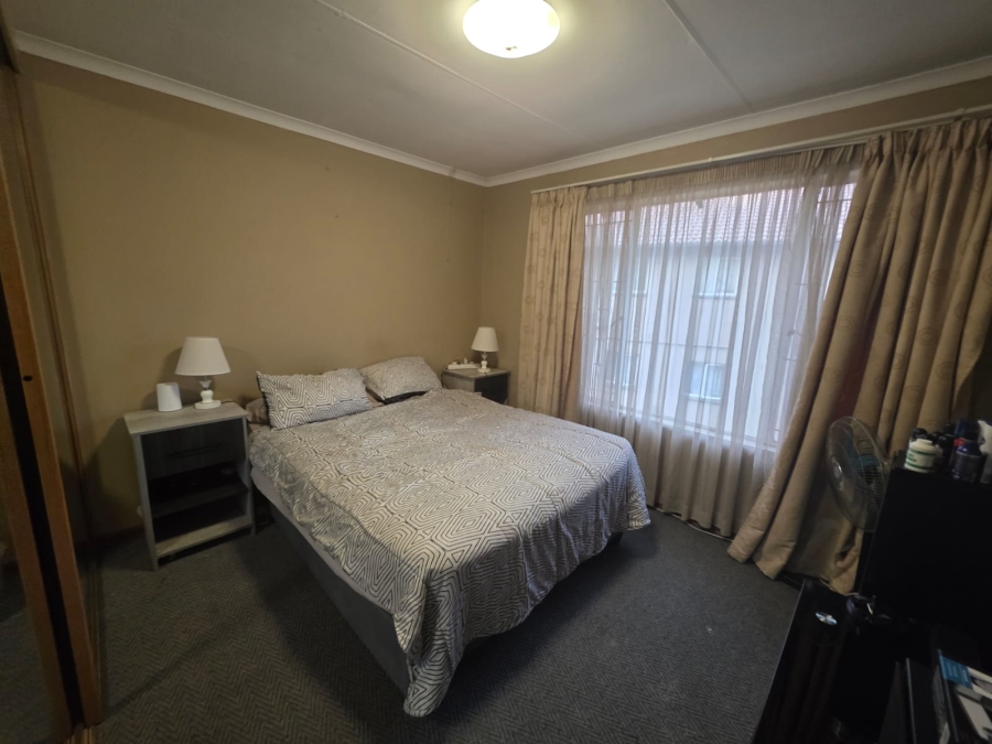 2 Bedroom Property for Sale in Beyers Park Gauteng