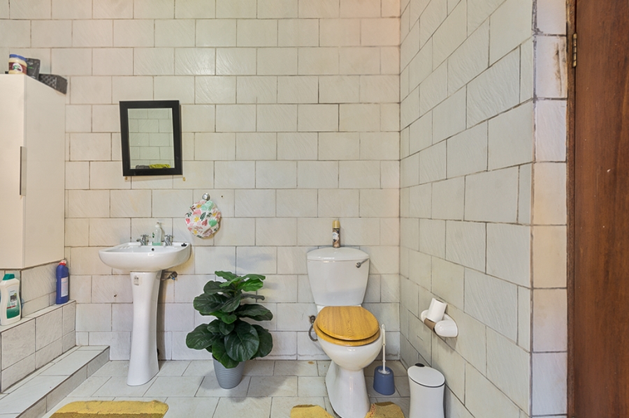 3 Bedroom Property for Sale in Bromhof Gauteng