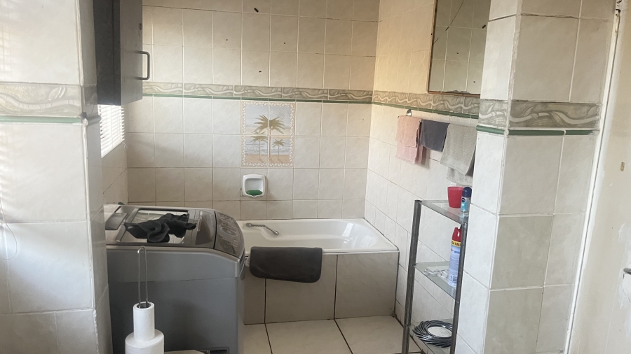 3 Bedroom Property for Sale in Birch Acres Gauteng