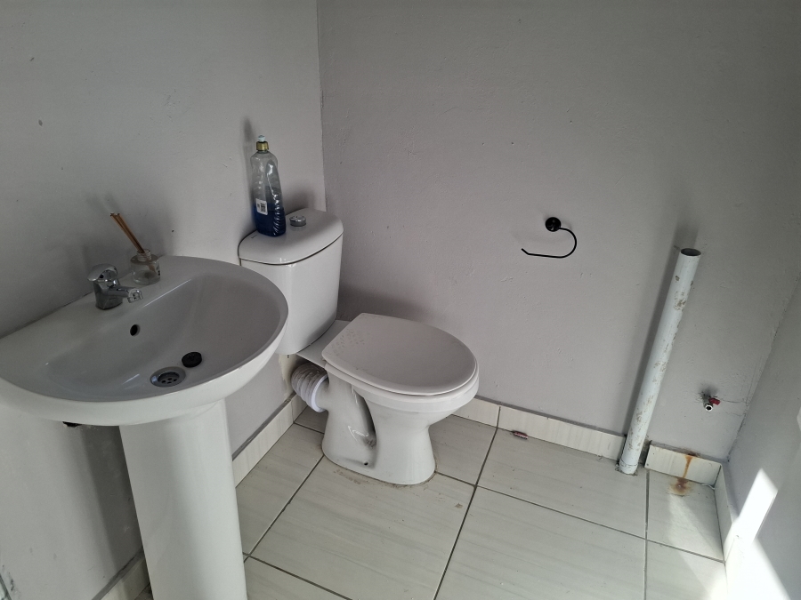 To Let 1 Bedroom Property for Rent in Croydon Gauteng