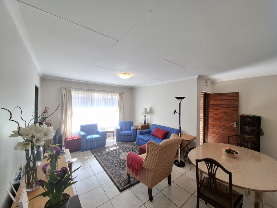 2 Bedroom Property for Sale in Equestria Gauteng
