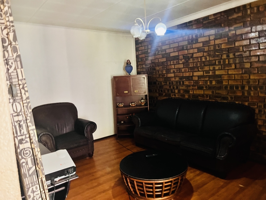 3 Bedroom Property for Sale in Crystal Park Gauteng