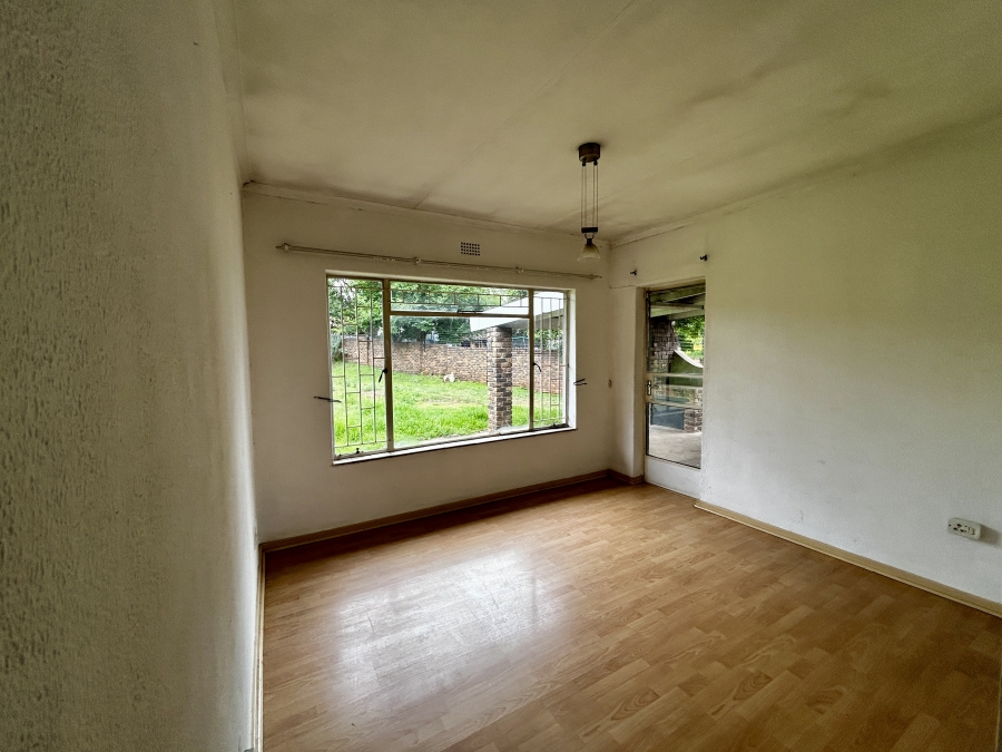 To Let 3 Bedroom Property for Rent in Vorna Valley Gauteng