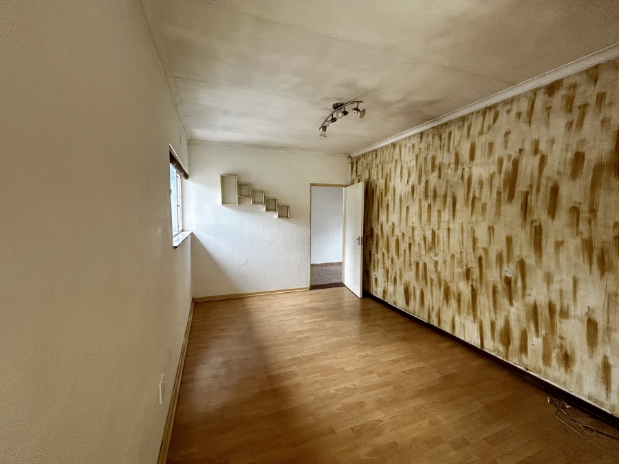 To Let 3 Bedroom Property for Rent in Vorna Valley Gauteng