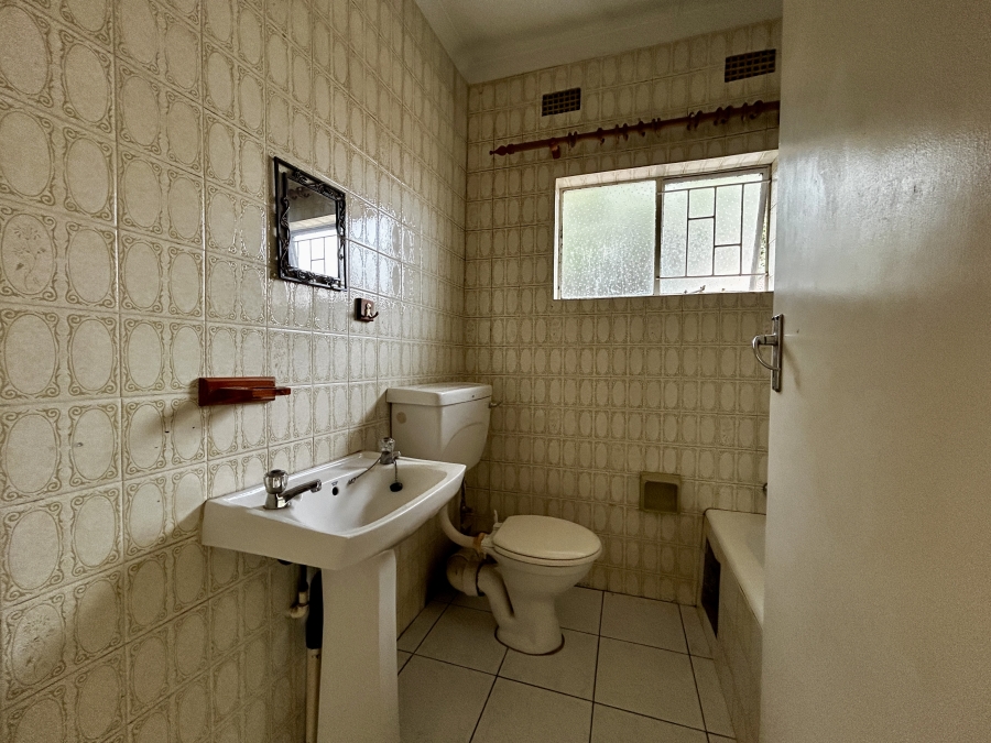 To Let 3 Bedroom Property for Rent in Vorna Valley Gauteng