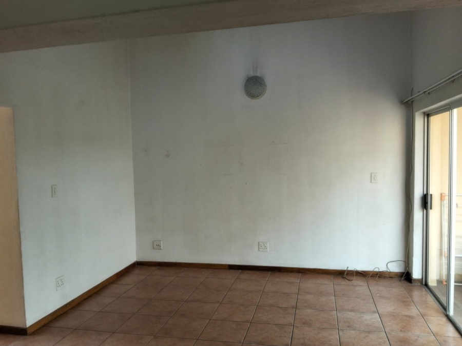 To Let 1 Bedroom Property for Rent in Clubview Gauteng