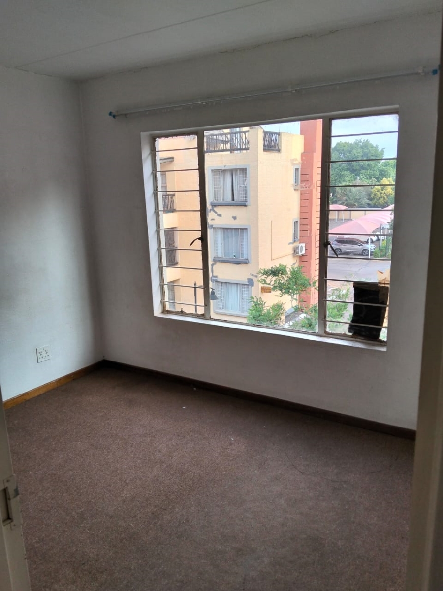 To Let 1 Bedroom Property for Rent in Clubview Gauteng