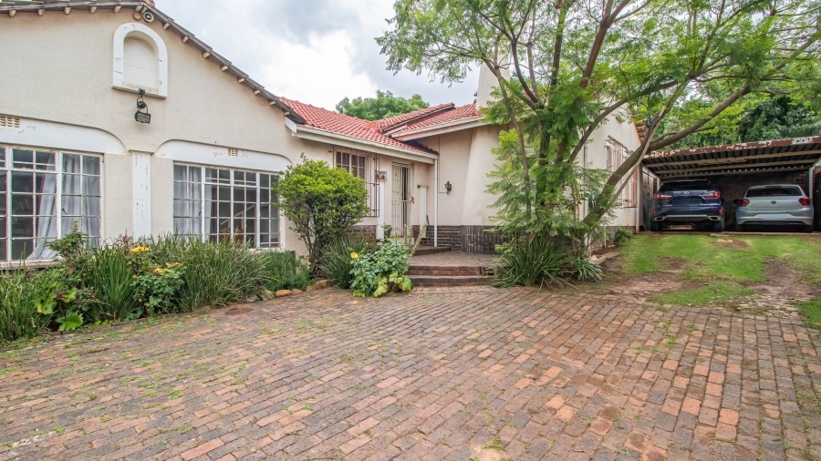 4 Bedroom Property for Sale in Edenvale Central Gauteng