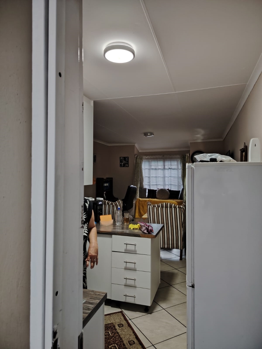 To Let 2 Bedroom Property for Rent in Westwood Gauteng