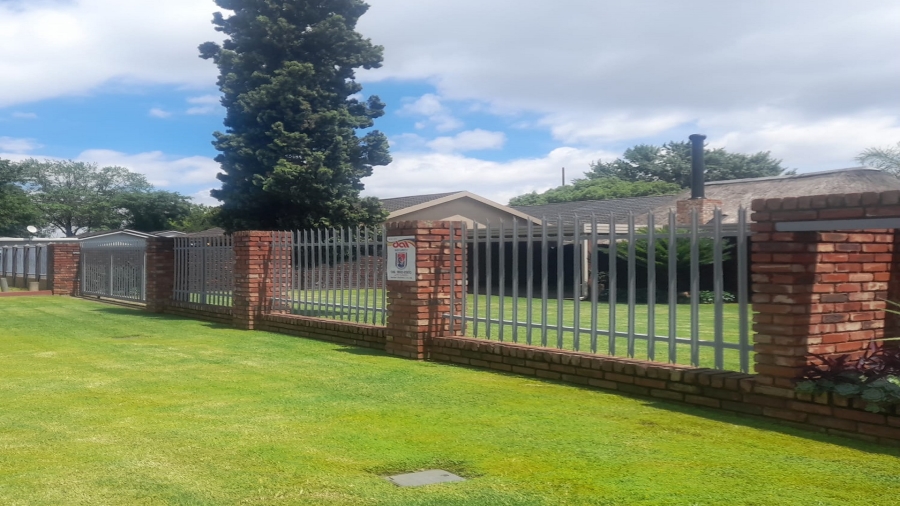 3 Bedroom Property for Sale in Vanderbijlpark SE 7 Gauteng