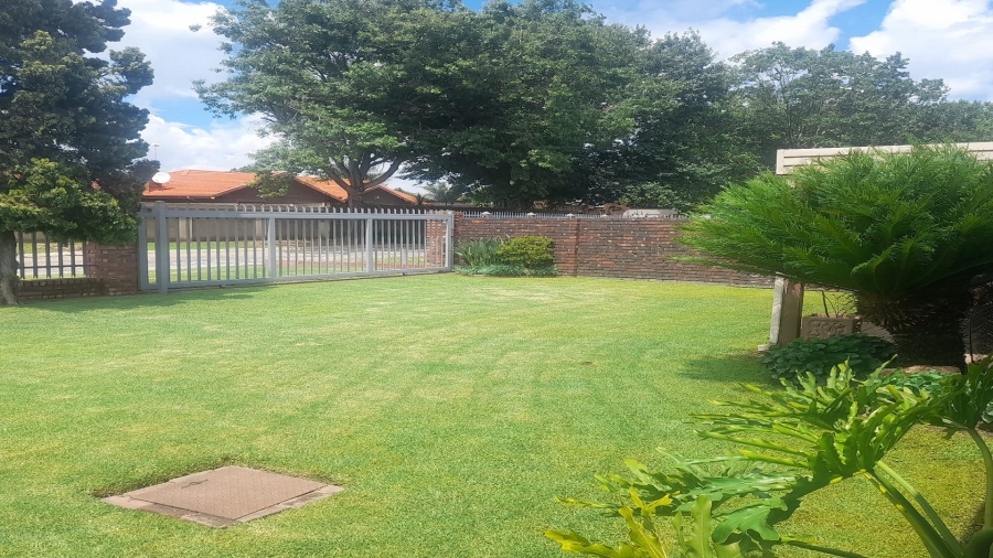3 Bedroom Property for Sale in Vanderbijlpark SE 7 Gauteng